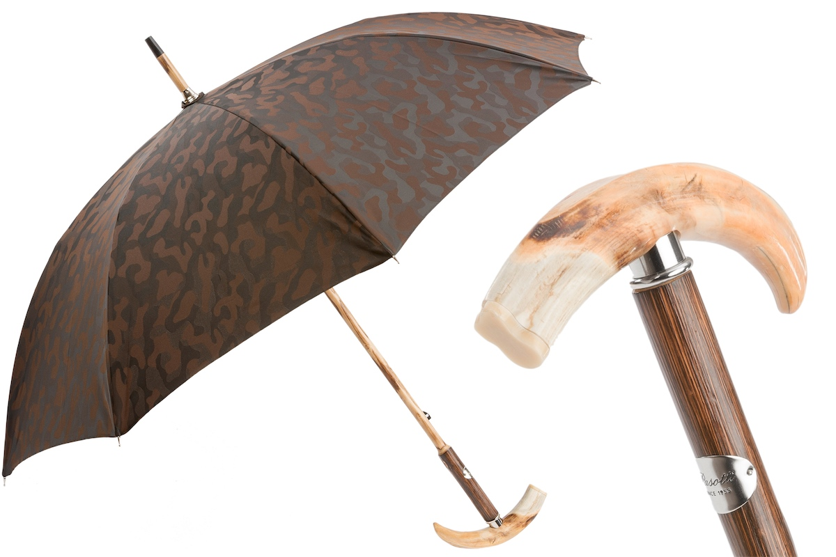 Warthog Tusk Umbrella – Handmade Italian Craftsmanship With Camouflage Canopy