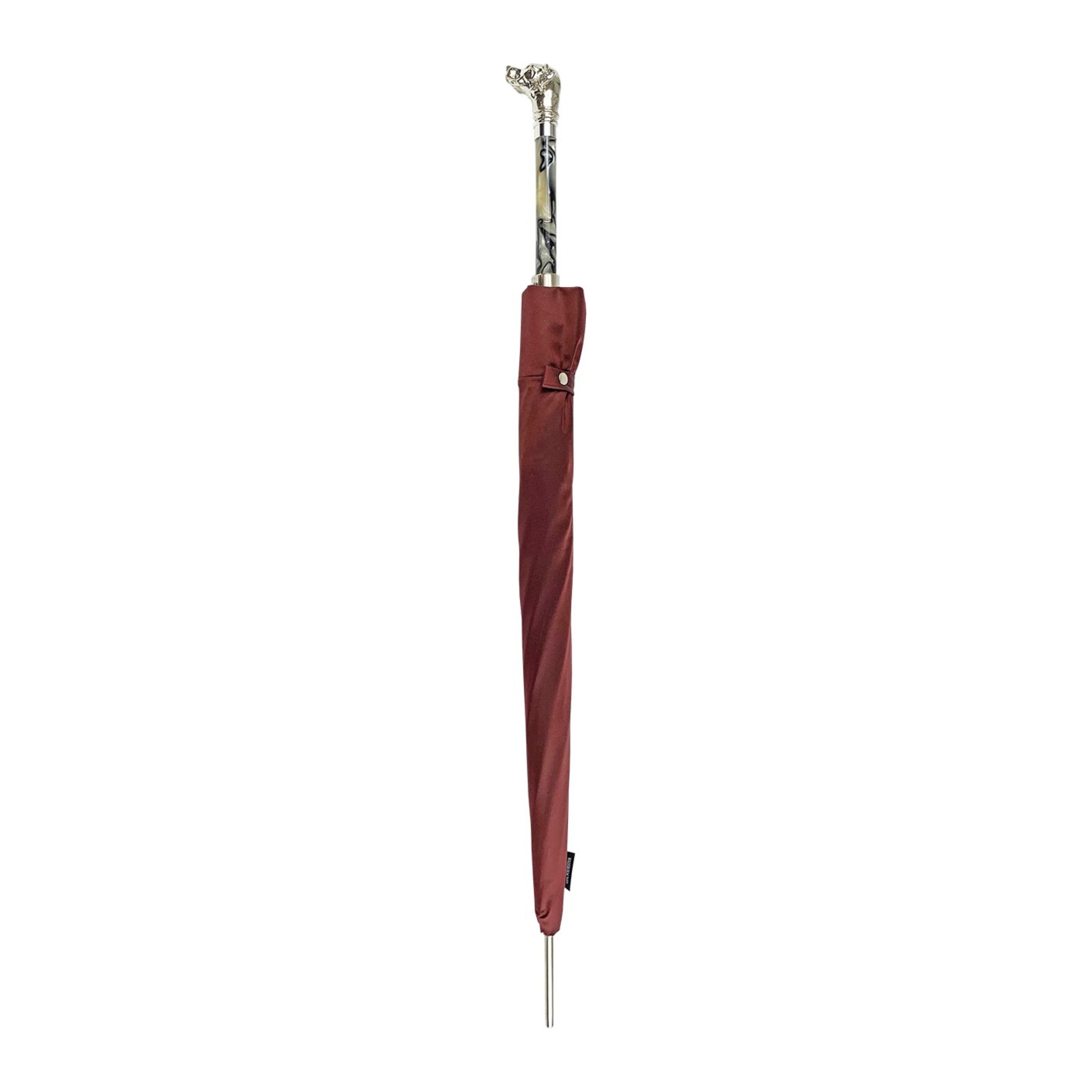Elegant men's umbrella featuring a silver-plated Labrador handle by Ilmarchesato, showcasing its stylish design and craftsmanship.