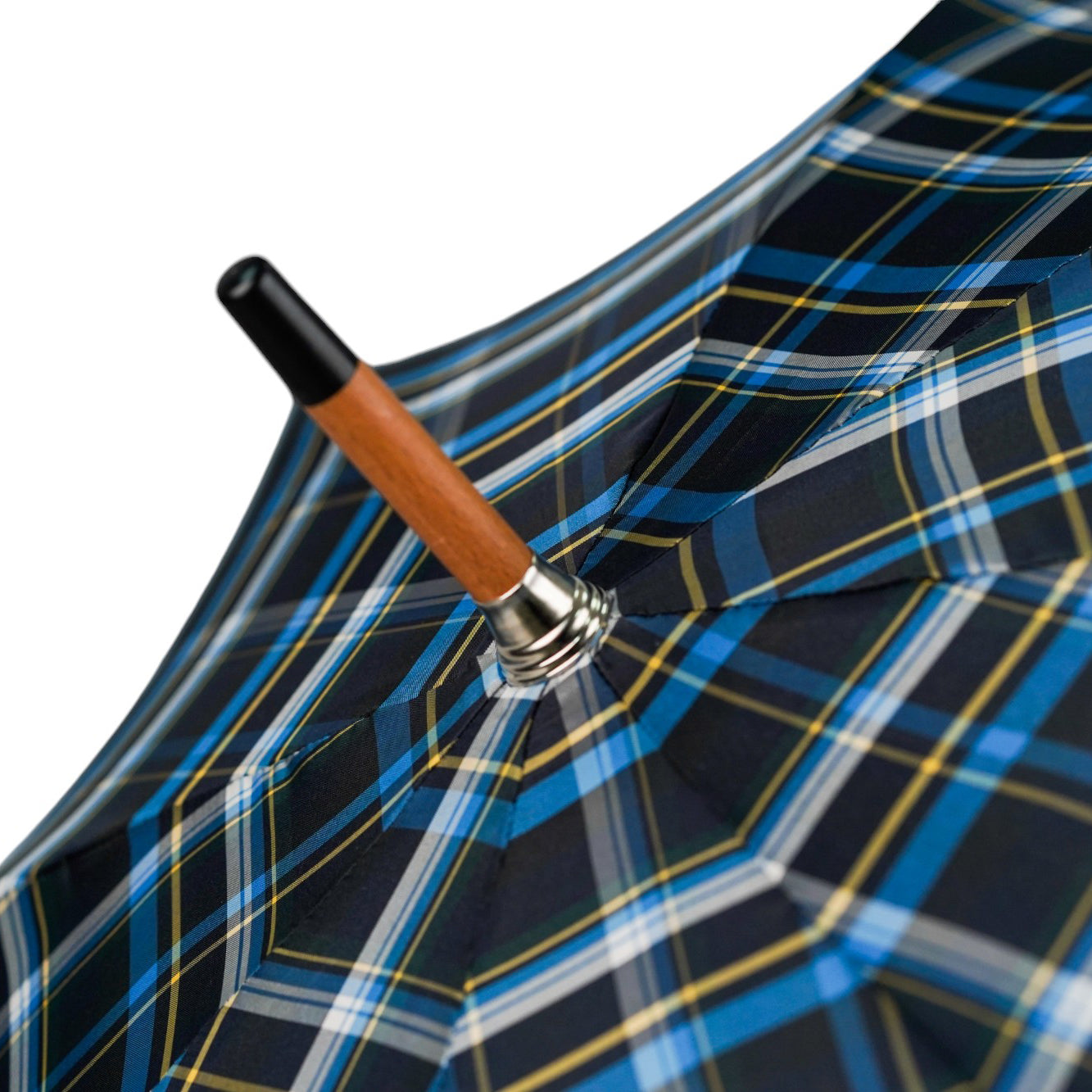 Stylish handcrafted Italian umbrella for men featuring a natural chestnut root handle by Ilmarchesato.