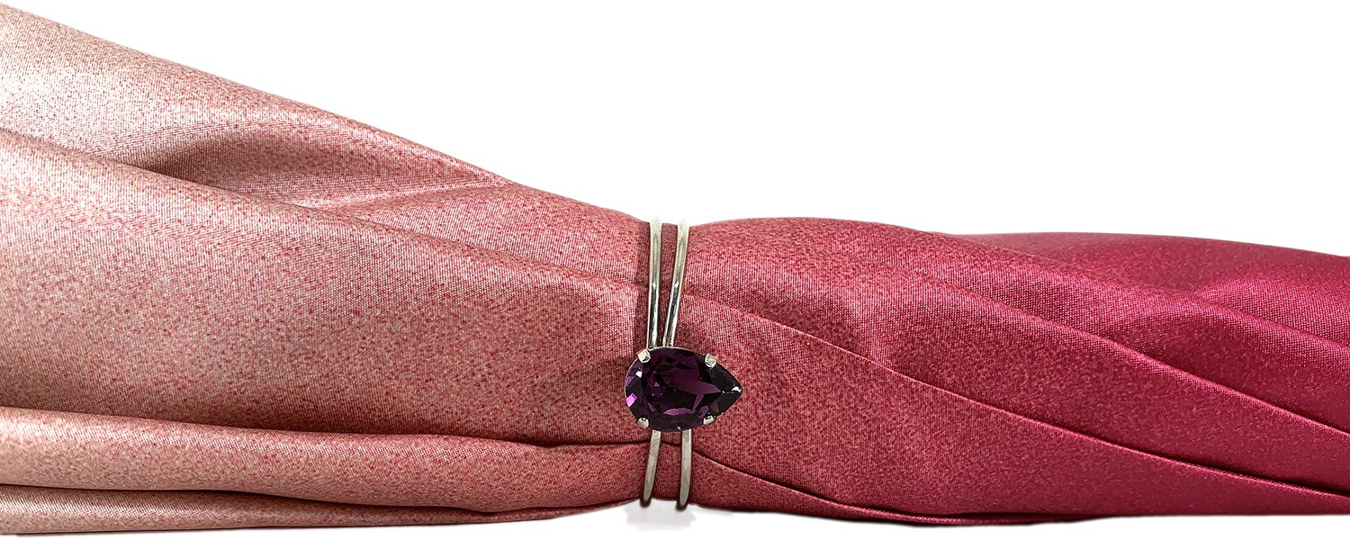 Luxury Women Umbrella – Black and White Umbrella with Swarovski Crystal Handle