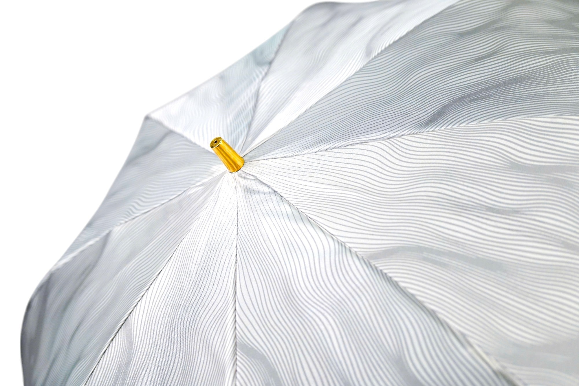 Luxury Lion-Handle Umbrella – Limited Edition 24K Gold Satin Canopy Rain Gear