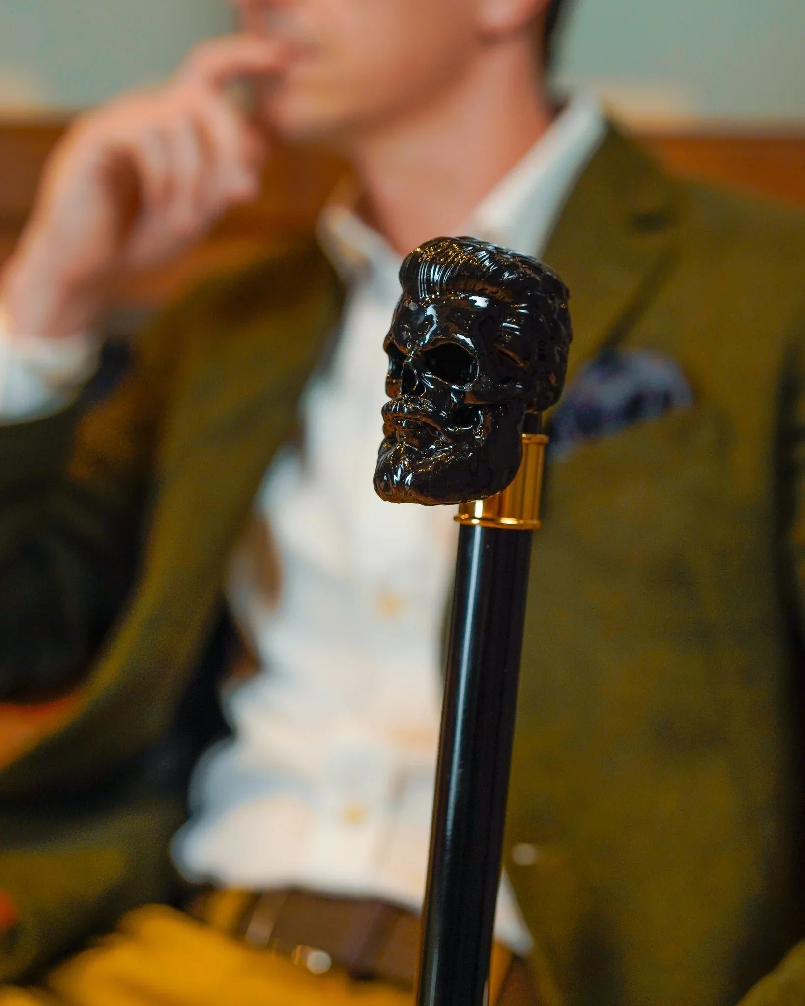 Luxury Walking Cane – Black Skull Handle | Gold-Plated Gothic Men’s Cane