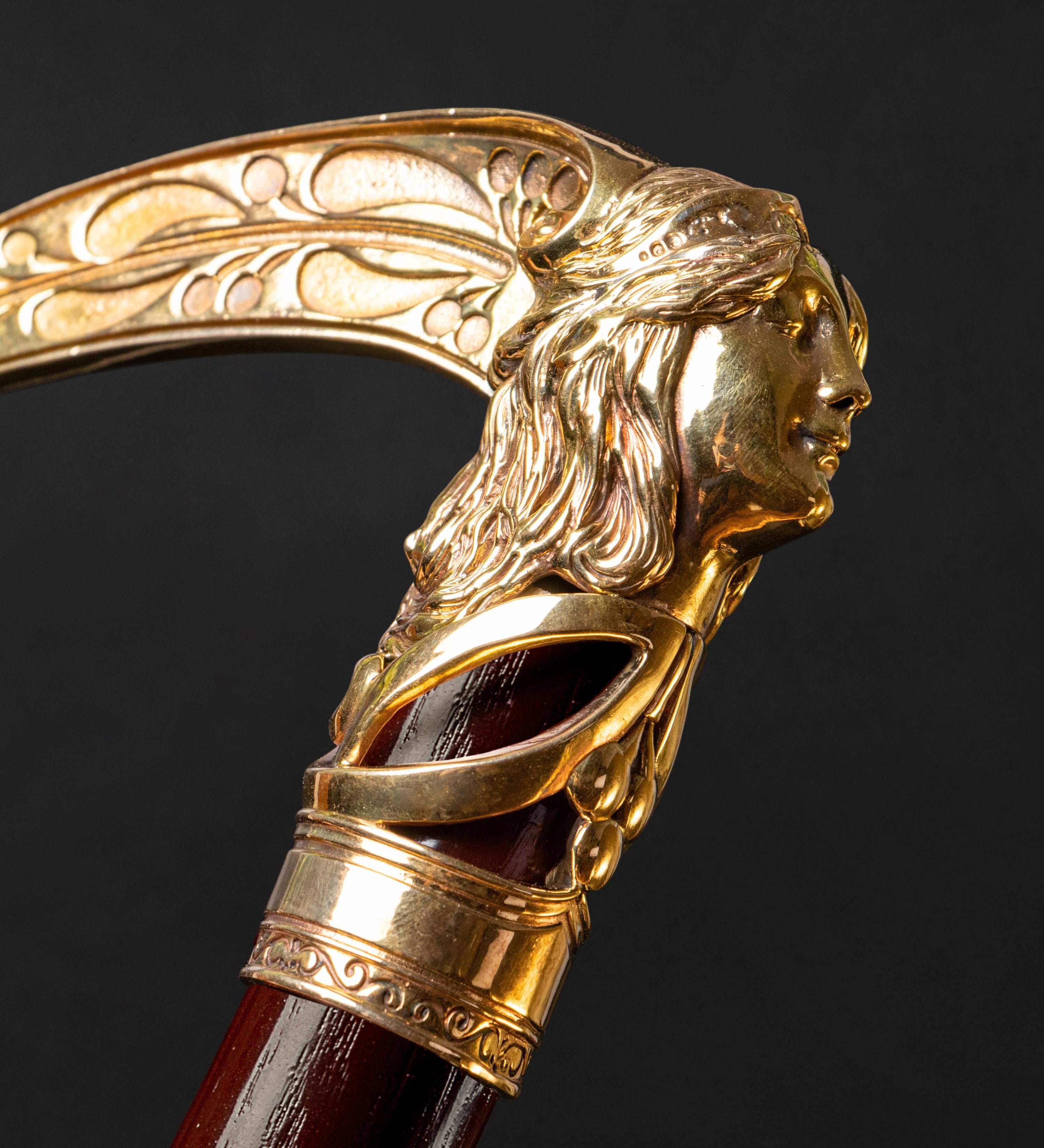 Art Nouveau Nature’s Queen walking cane by ARTWalkingSticks featuring elegant floral and nature-inspired design.