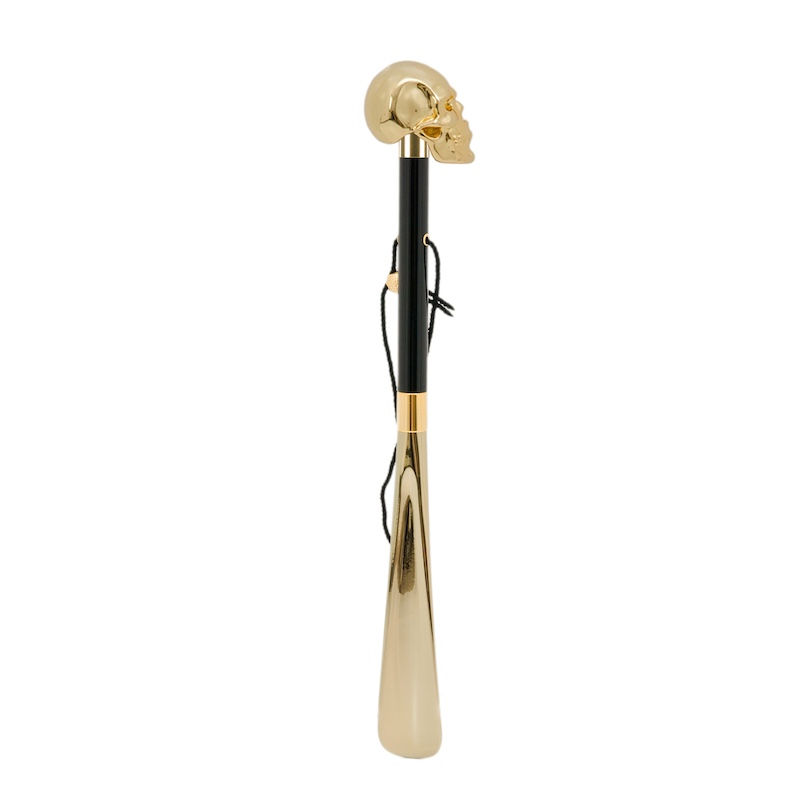 Gold Skull Shoehorn – Handcrafted Long Handled Italian Gift with Gilt Resin Handle