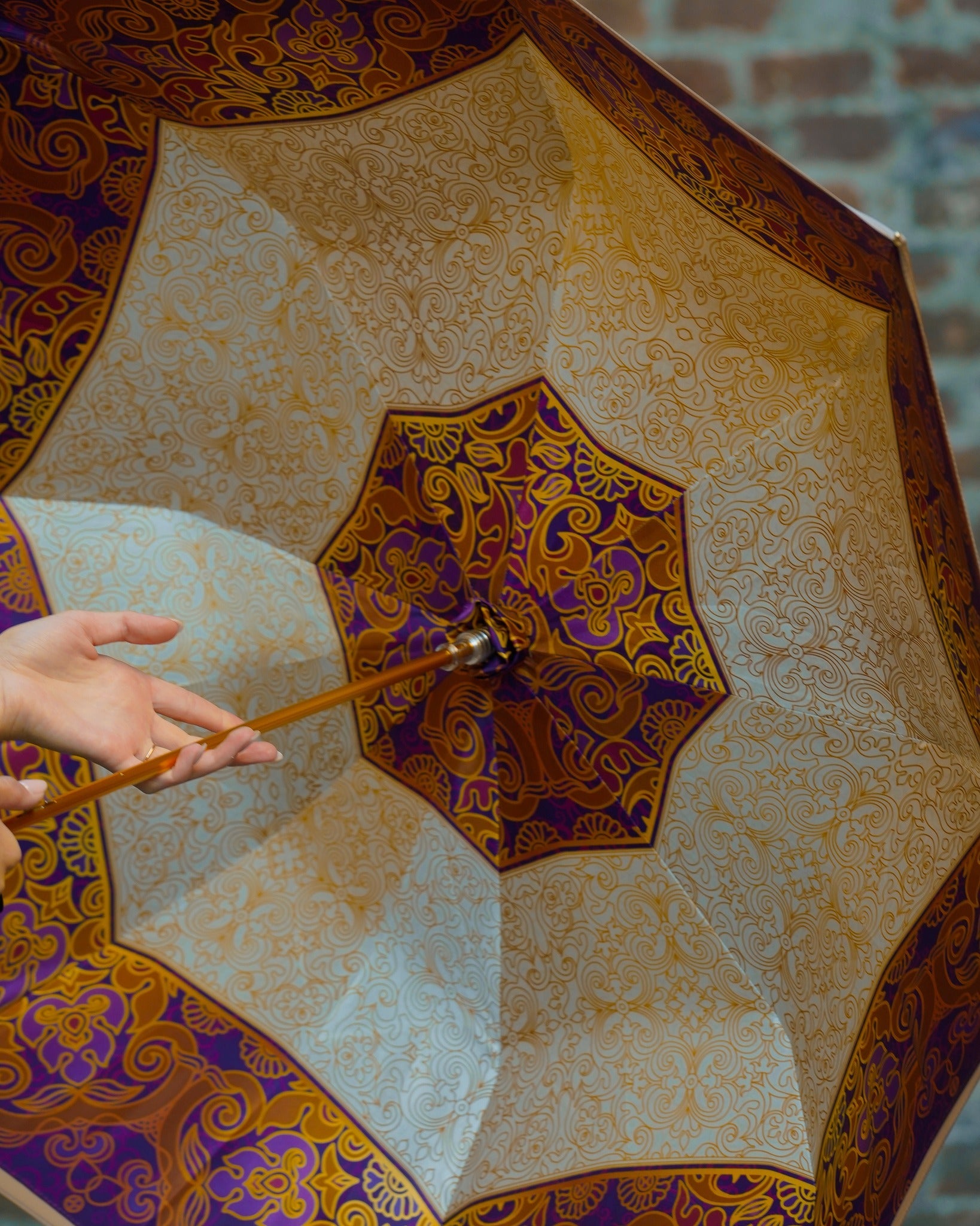 Ilmarchesato cream double fabric rain umbrella with gold handle and UV protection, showcasing luxurious design and sturdy construction.