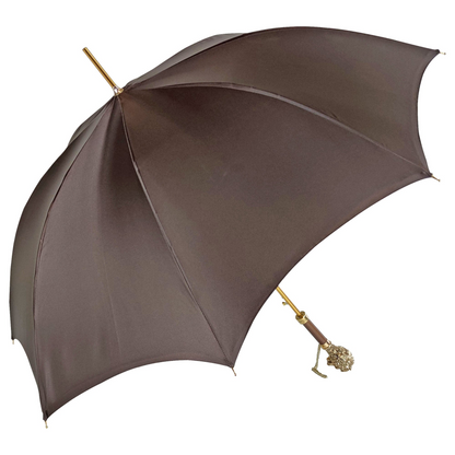 Elegant men's umbrella from Ilmarchesato's Lion Collection with a 24K gold-plated handle, featuring intricate lion motif design.