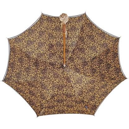 Elegant men's umbrella from Ilmarchesato's Lion Collection with a 24K gold-plated handle, featuring intricate lion design.
