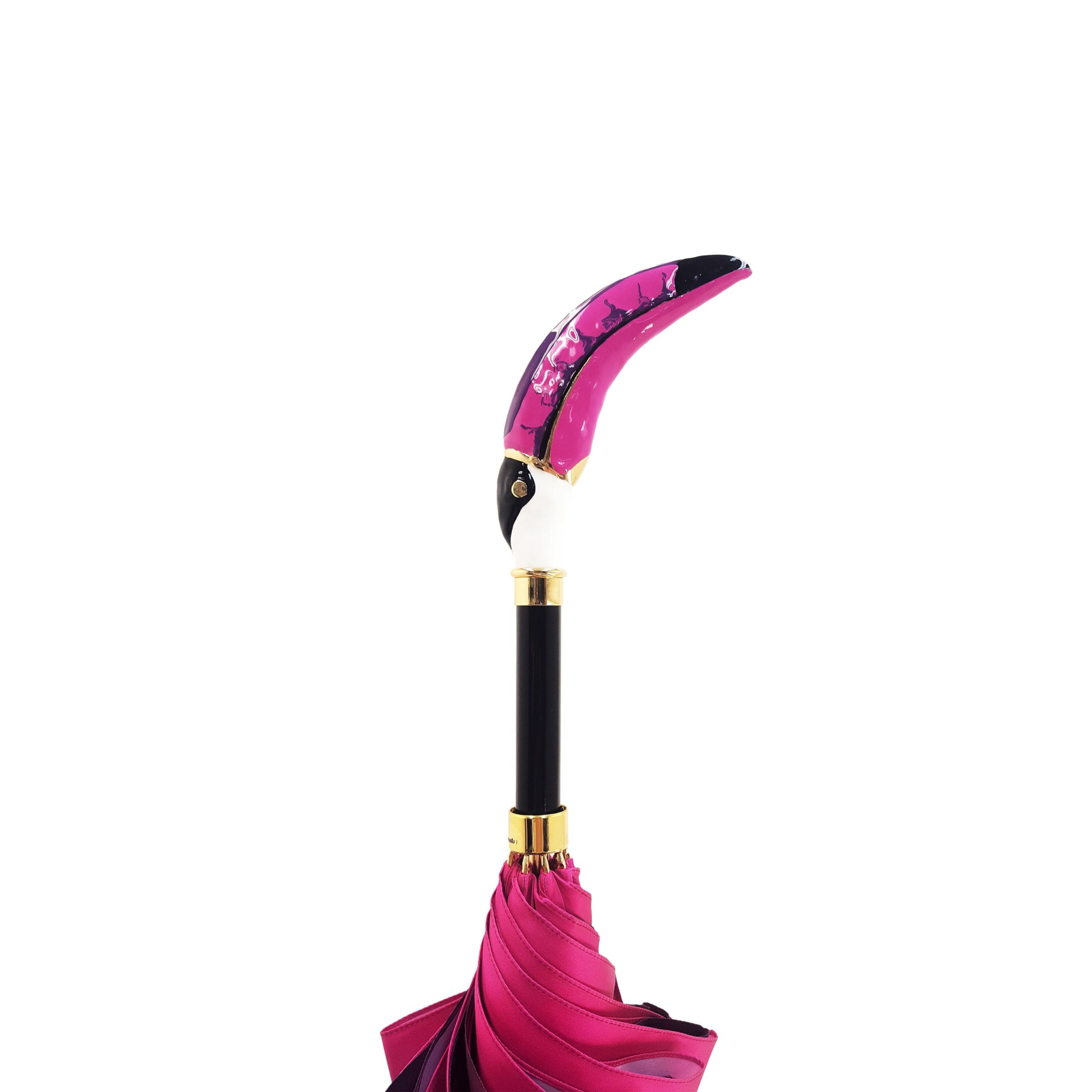 Ilmarchesato double canopy toucan umbrella with gradient fuchsia rain umbrella, showcasing vibrant colors and detailed toucan design.