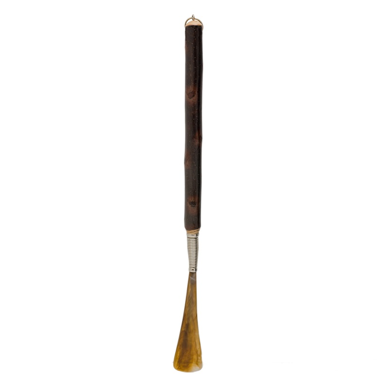 Chestnut Wood Shoehorn – Handcrafted Italian Long-Handled Wooden Shoe Horn