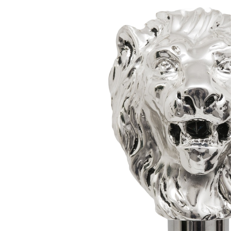 Silver Lion Shoehorn – Handcrafted Long-Handled Wood Shaft Accessory