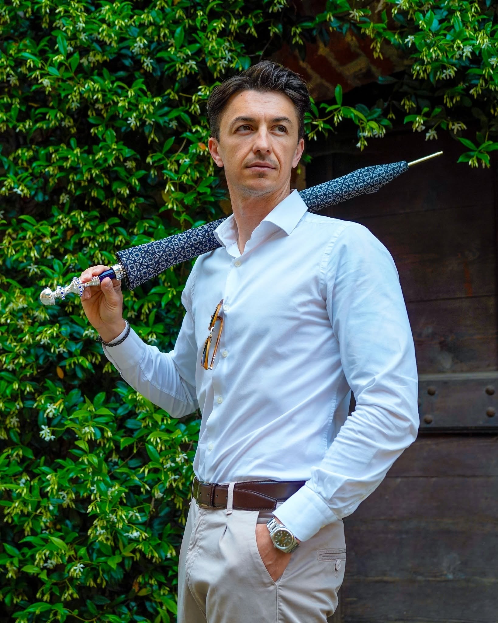 Handmade Italian men's jacquard umbrella with silver-plated handle, stylish rain umbrella designed for men by Ilmarchesato