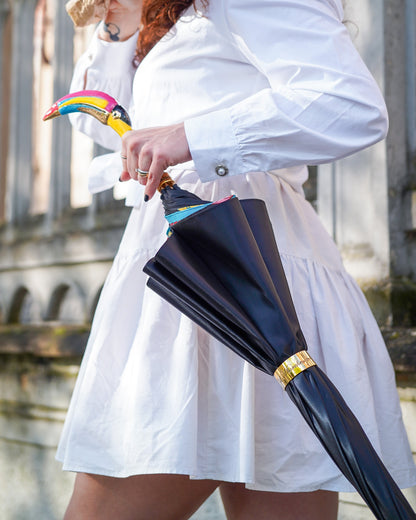 Handcrafted artisan Italian rain umbrella by Ilmarchesato with a 24K gold-plated toucan handle, featuring a classic design and luxury details.