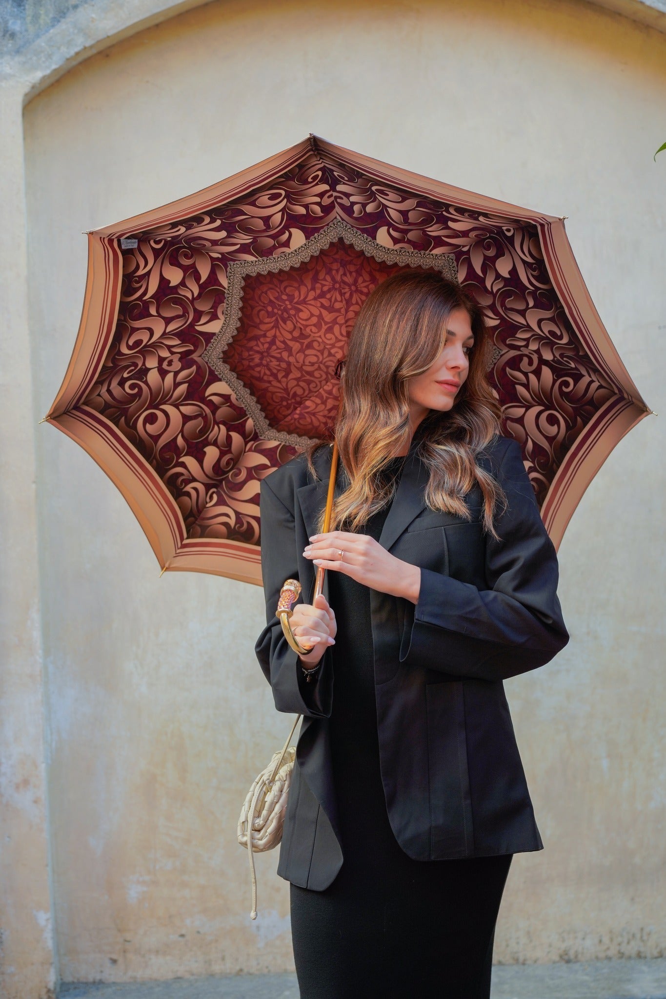 Handmade cream rain umbrella by Ilmarchesato with automatic opening and UV protection, shown open with a detailed handle.